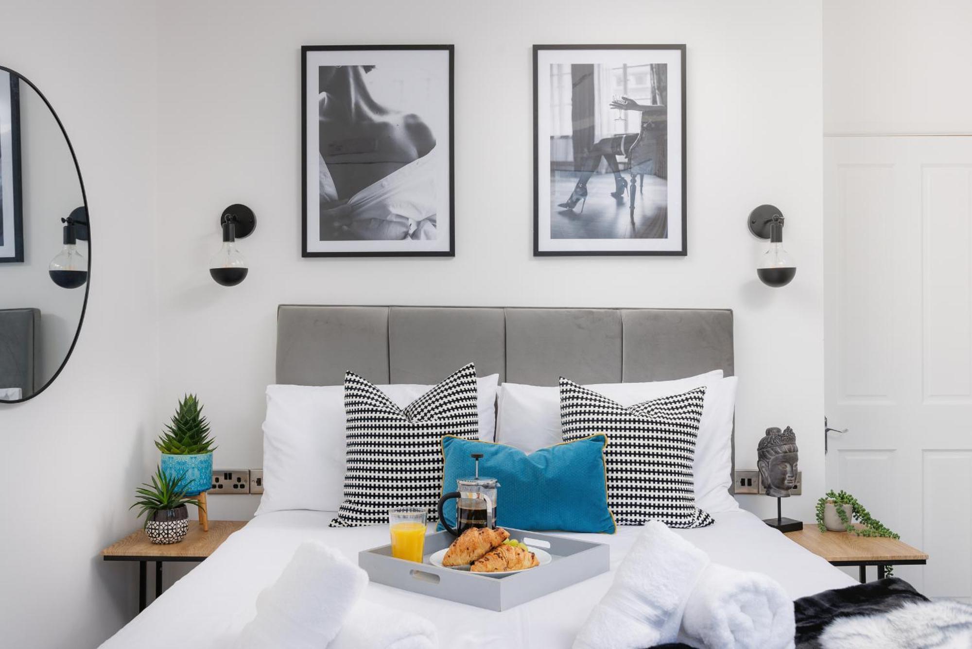 Boujis Central Plymouth Apartment - Sleeps 4 - Habita Property Экстерьер фото